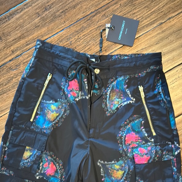 Cynthia Rowley Black Cargo Pants with Elastic Cuffs - Picture 2 of 7